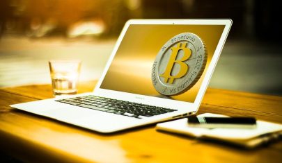 bitcoin-3090250_1280